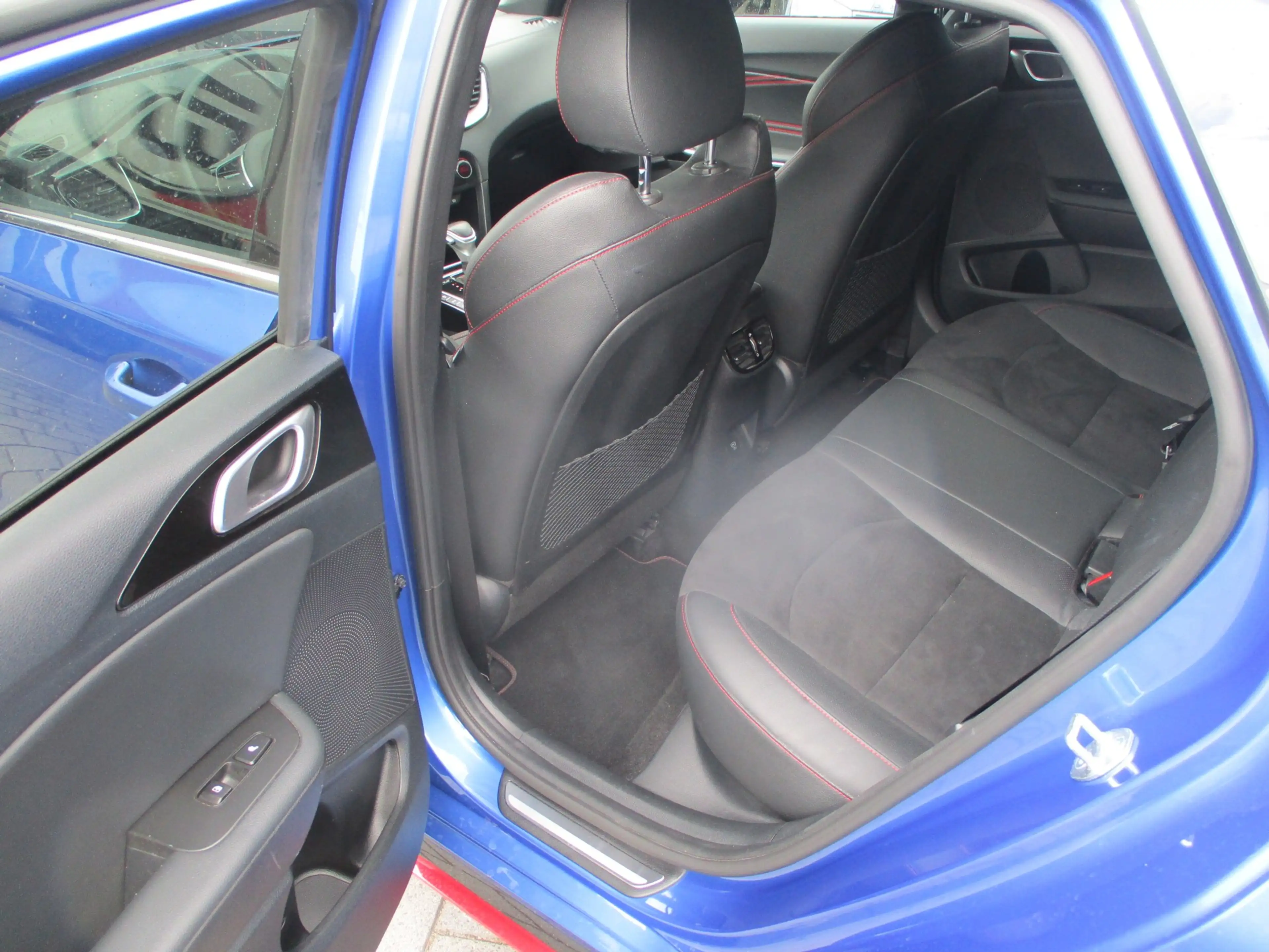 Kia ProCeed / pro_cee'd PROCEED,150 kw,204 pk 1.6 T-GDI GT — photo 15