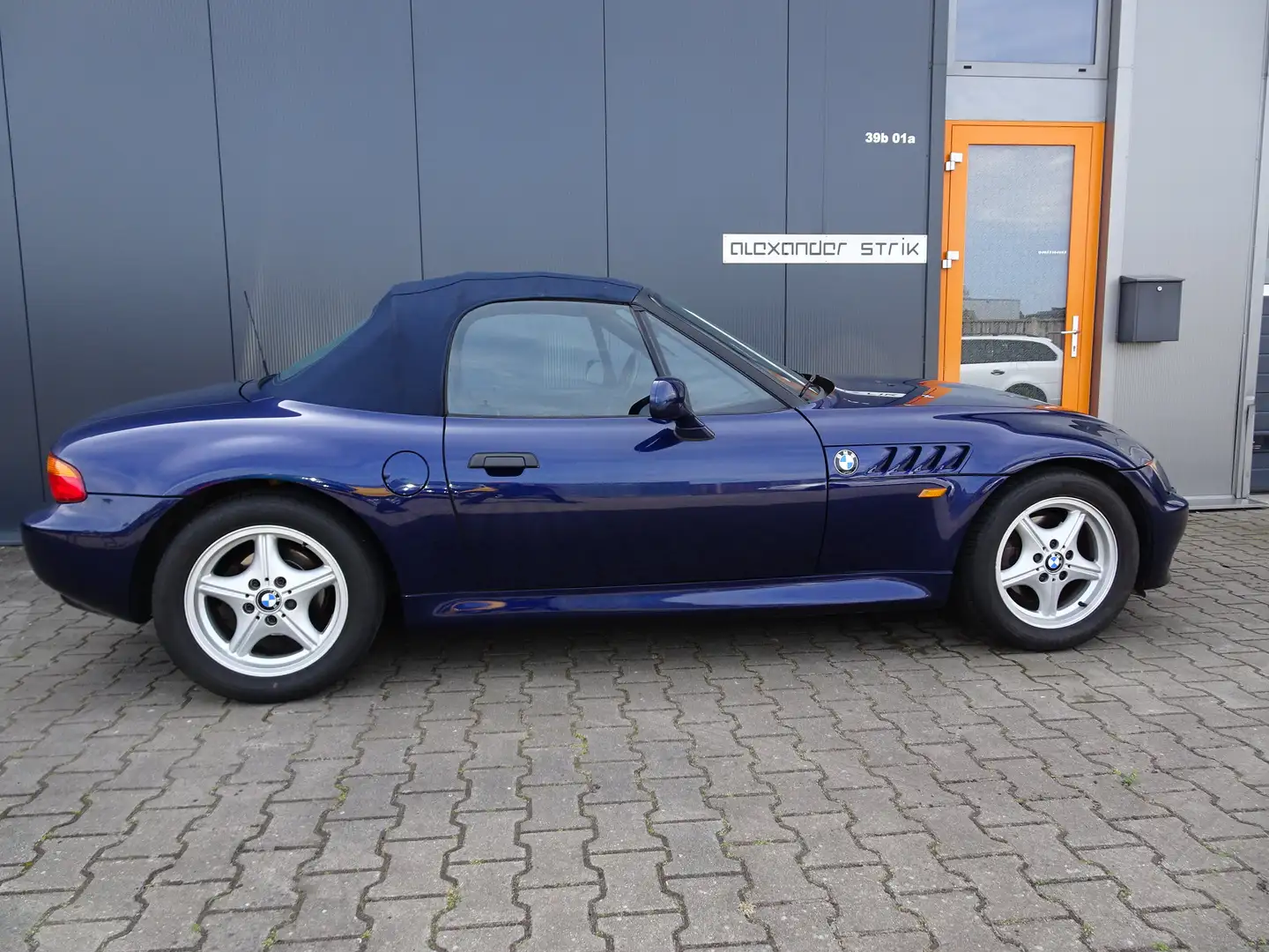 BMW Z3 Roadster 1.8 Montreal blauw mooie staat Blauw - 2