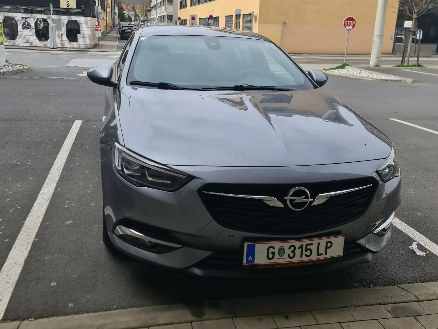 Opel Insignia Grand Sport 2.0 Diesel Dynamic Grau - 1