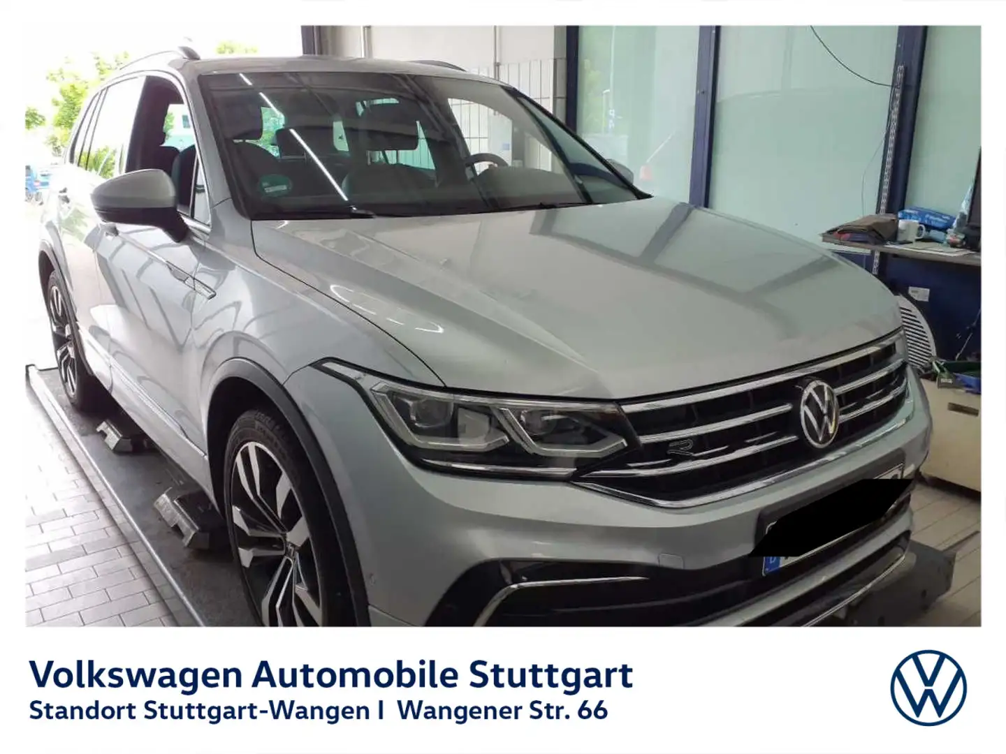 Volkswagen Tiguan R-Line 2.0 TDI Navi Kamera AHK ACC LED Silber - 2