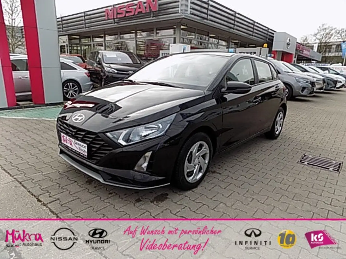 Hyundai i20 Select 1.2 Benzin 84PS Modell 2024 Allwettereifen Schwarz - 1