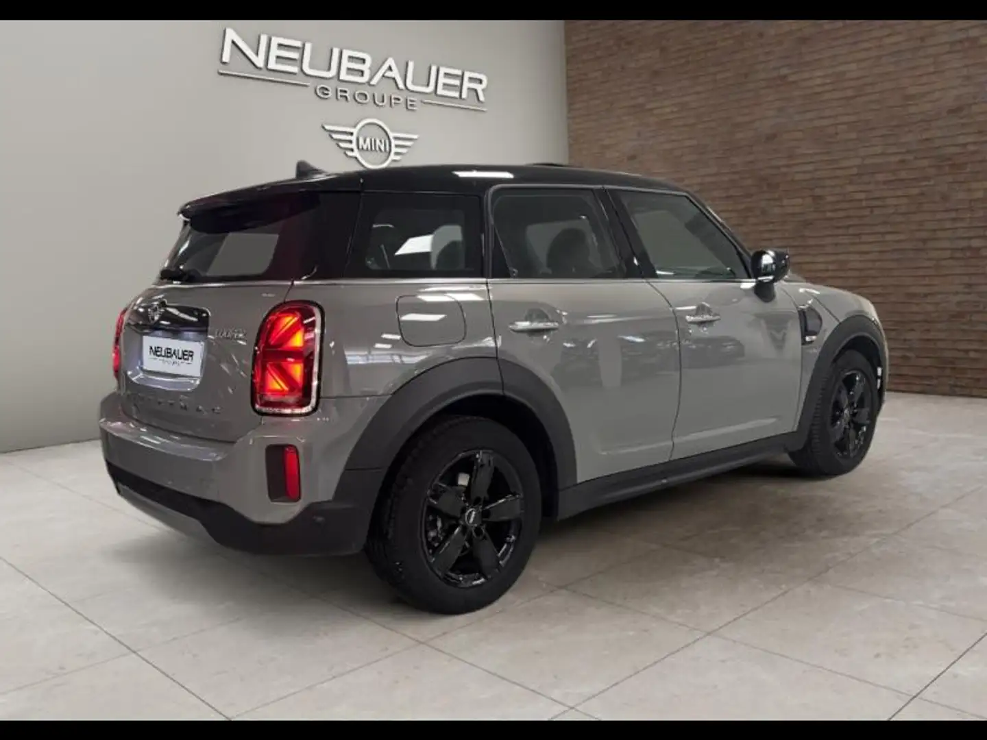 MINI Countryman C Cooper 136ch Northwood BVA7 Gris - 2