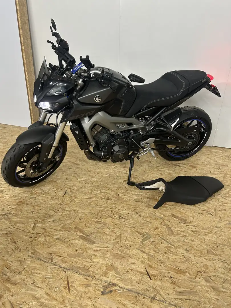 Yamaha MT-09 - 2