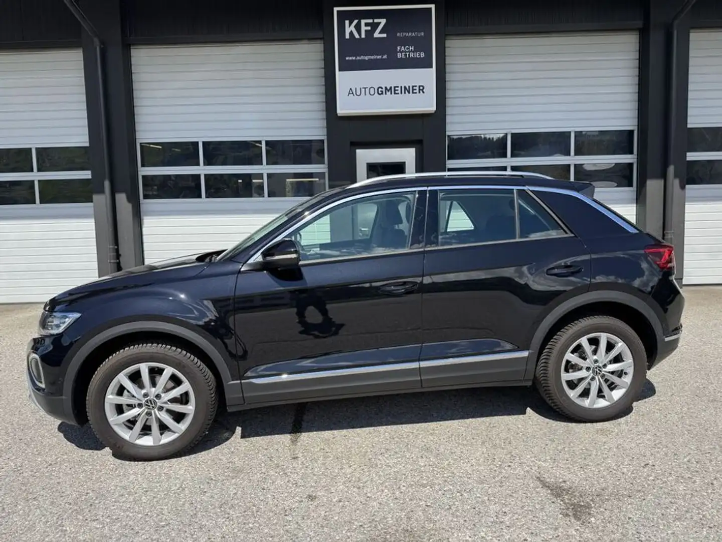 Volkswagen T-Roc *Style*  1.5 TSI ACT     *NAVI*LED*Kamera* Schwarz - 2