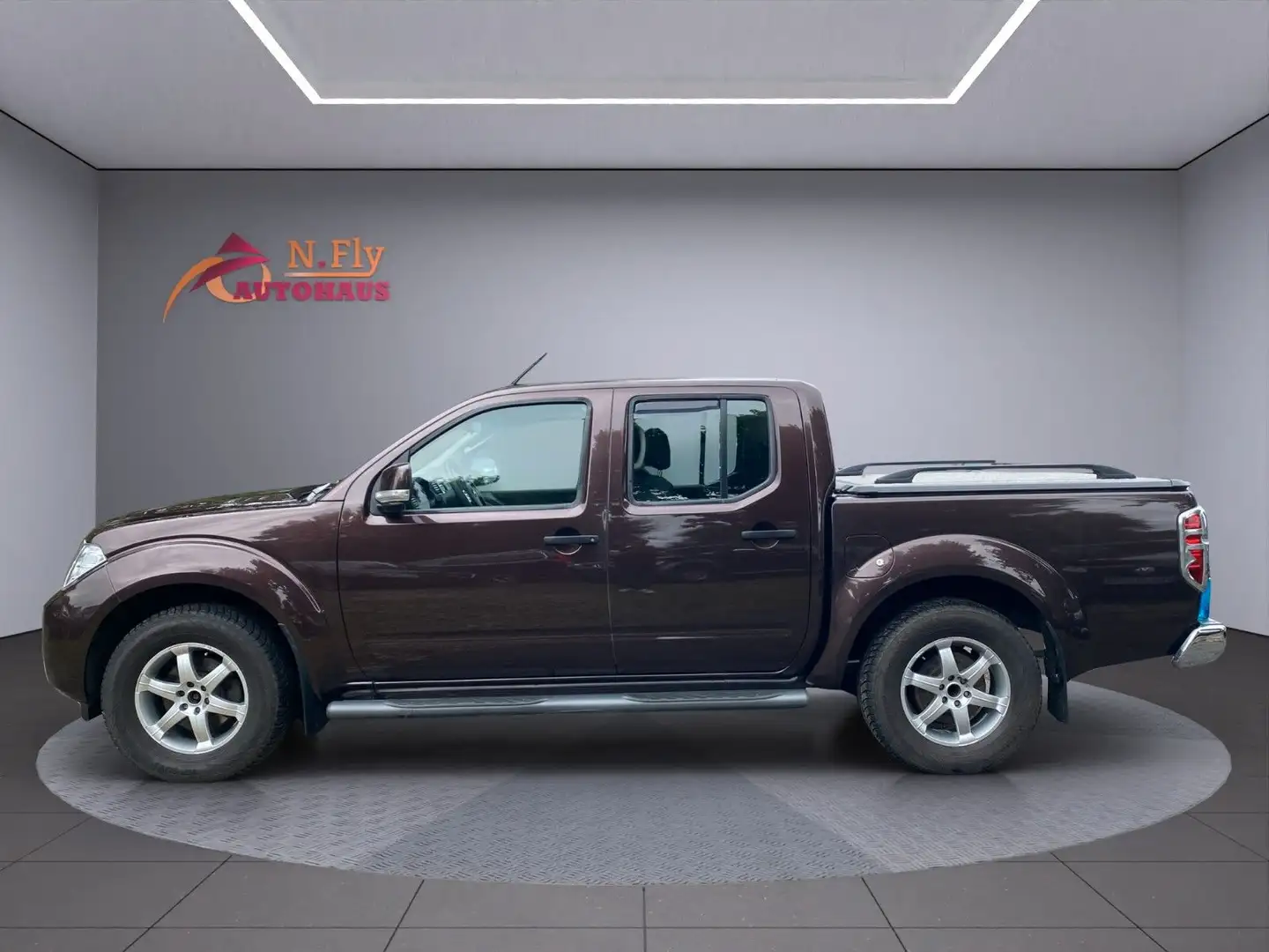 Nissan Navara Pickup Double Cab SE 4X4*Ahk*Automatik*SH Brun - 2