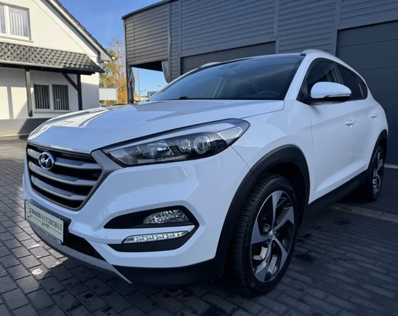 Hyundai TUCSON Tucson Advantage Automatik+Navi+RFK+Allwetter+ - 1