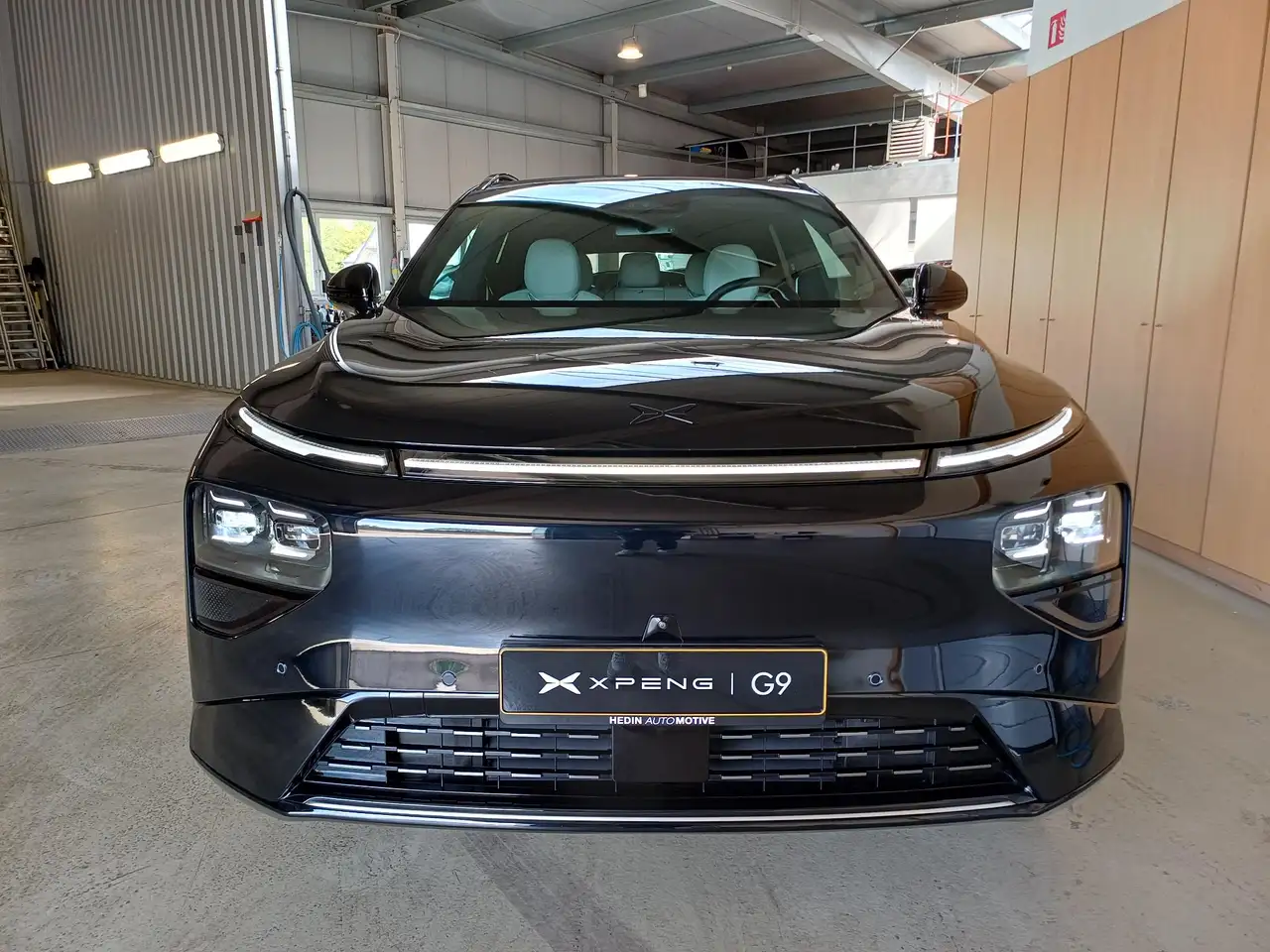 XPENG G9