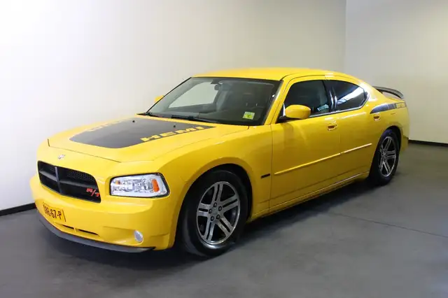 Dodge Charger Daytona R/T top banana 0580/4000