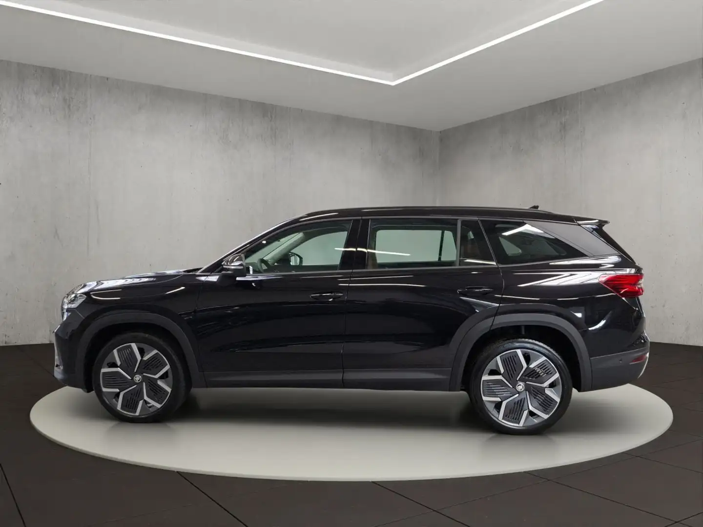 Skoda Kodiaq Selection Schwarz - 2