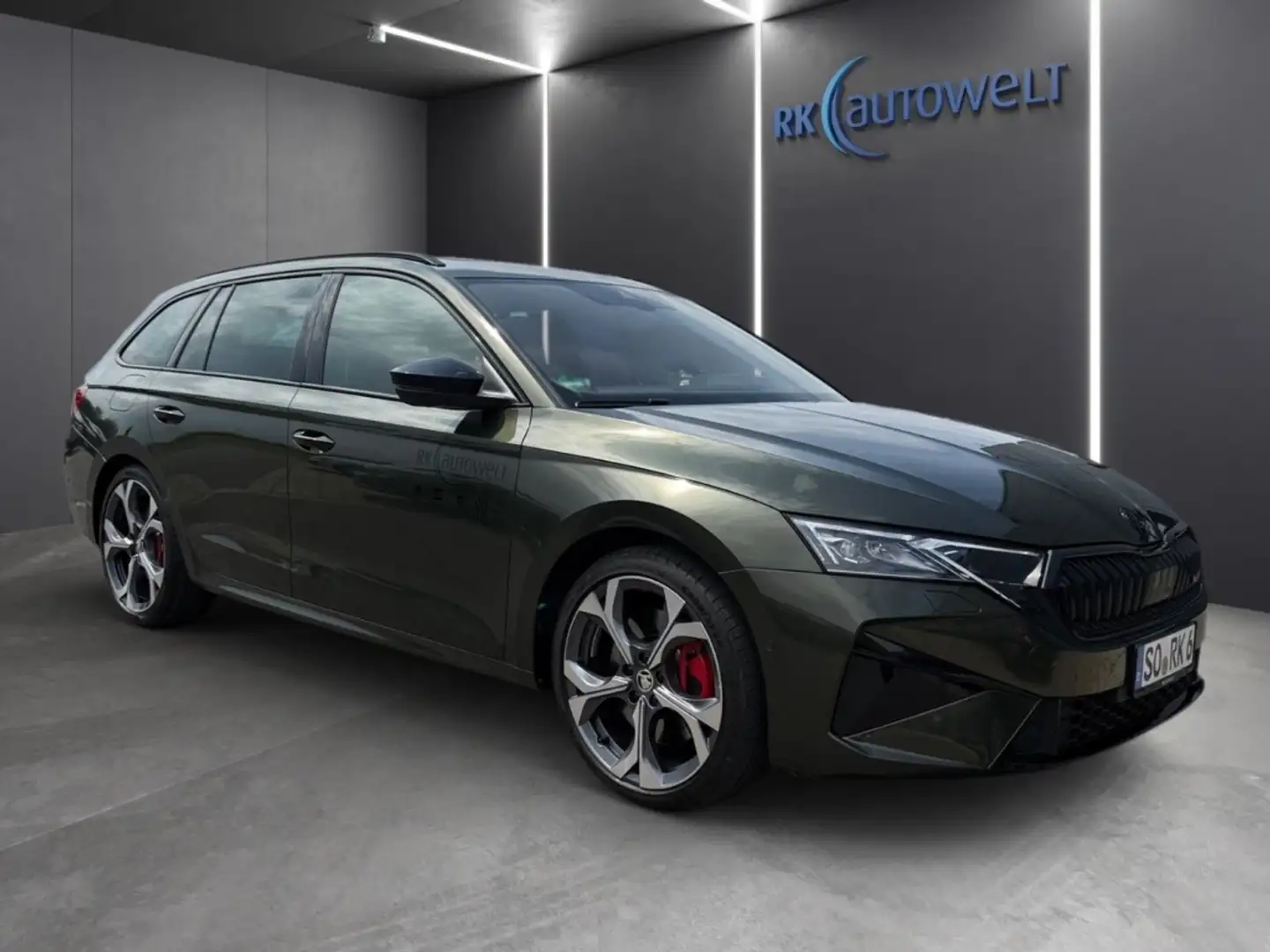 Skoda Octavia Combi 2.0 TSI (265PS) DSG, Pano,AHK,Kamera Vert - 2