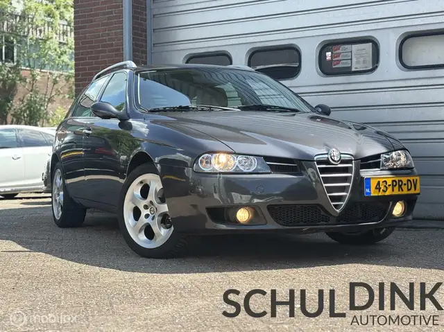 Alfa Romeo 156 Sportwagon 2.0 JTS Distinctive UITSTEKENDE AUTO