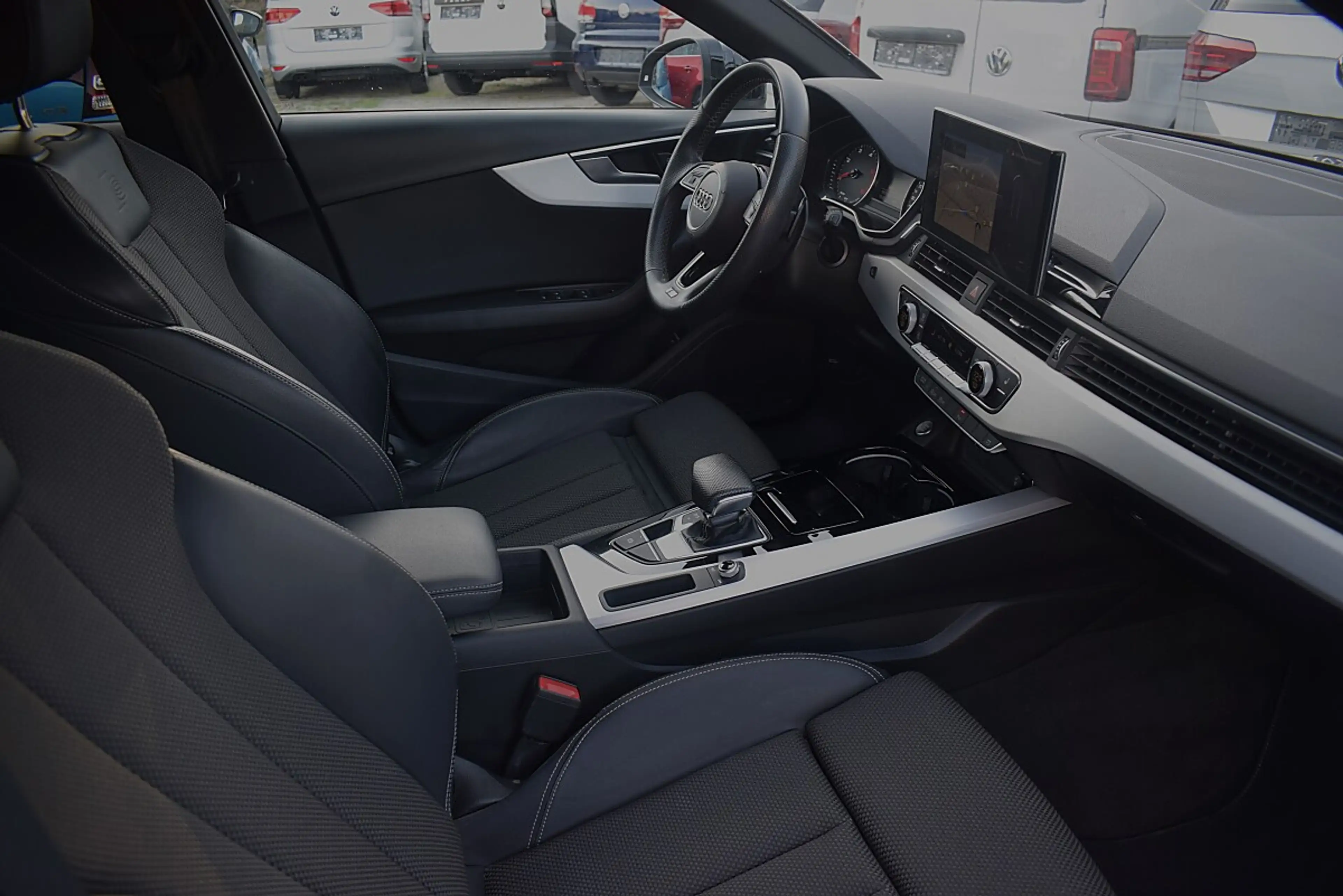 Audi A4 30 2.0 TDI advanced (EURO 6d) — photo 12