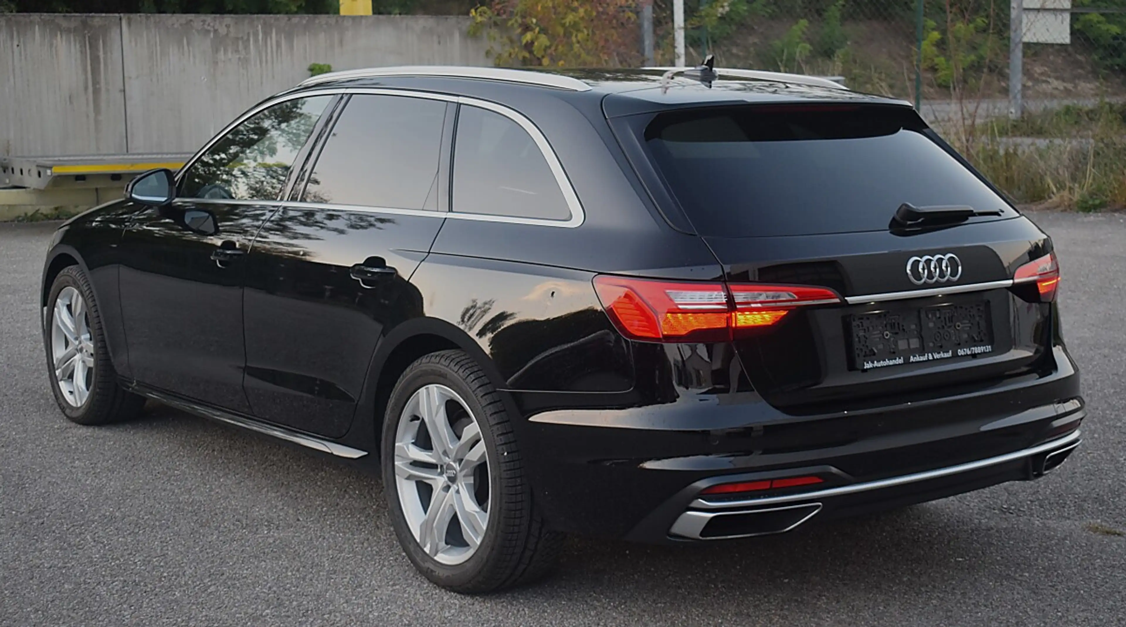 Audi A4 30 2.0 TDI advanced (EURO 6d) — photo 7