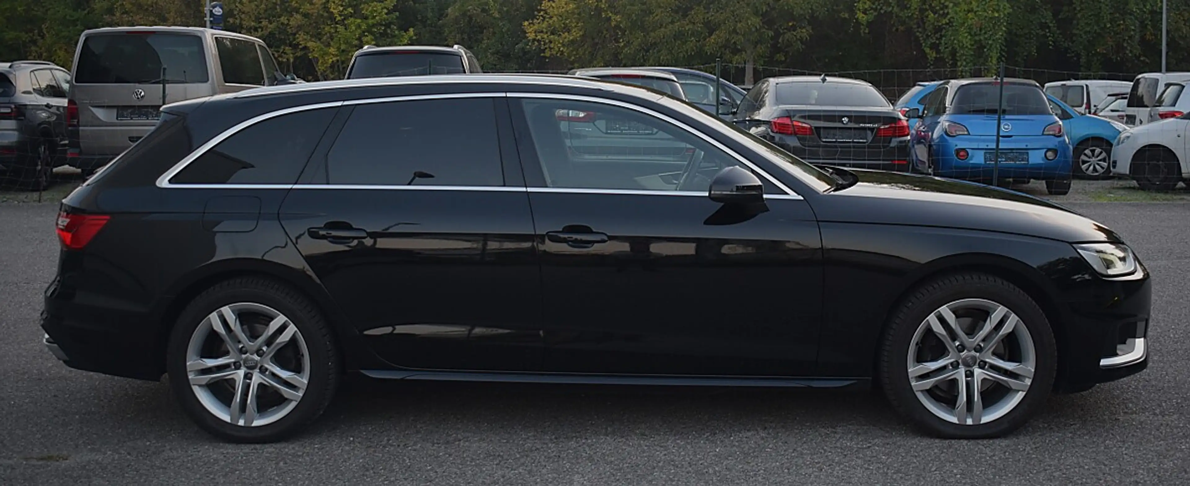 Audi A4 30 2.0 TDI advanced (EURO 6d) — photo 4