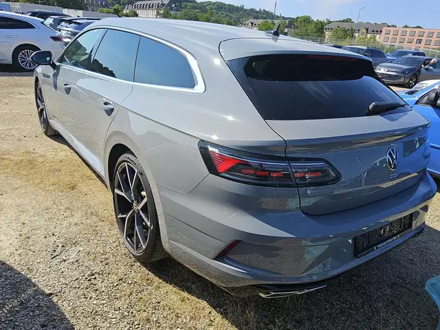 Volkswagen Arteon view 4