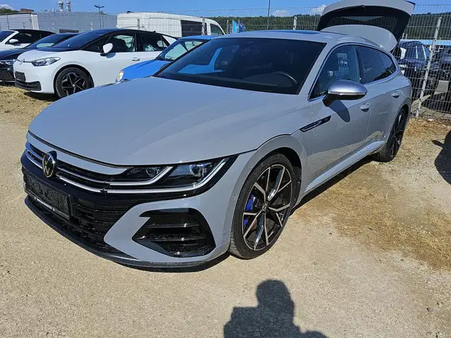Volkswagen Arteon view 2