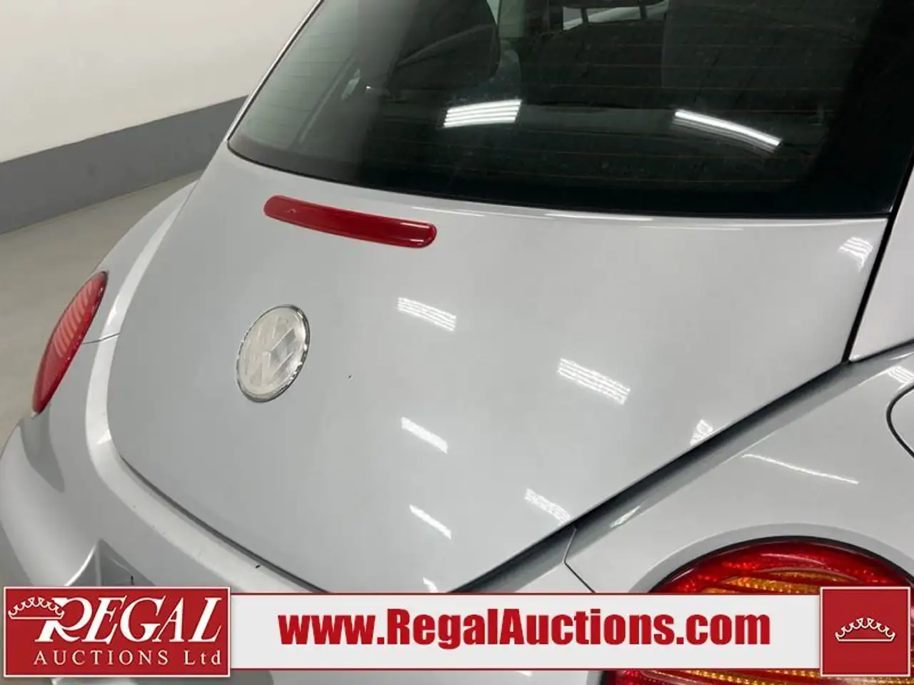 Volkswagen Beetle снимка Volkswagen Beetle