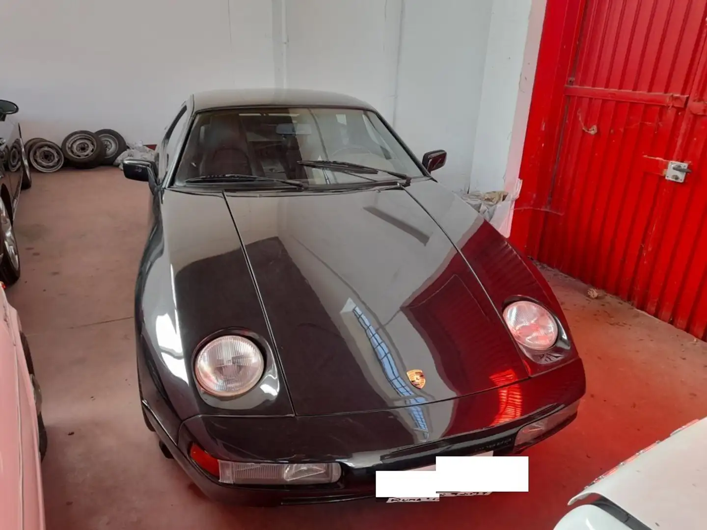 Porsche 928 S Negro - 1