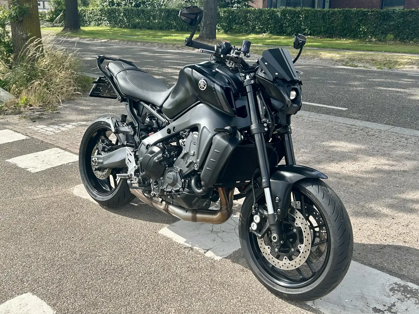 Yamaha MT-09 FULL OPTION / 6000KM / NIEUWSTAAT / 2022 Zwart - 1