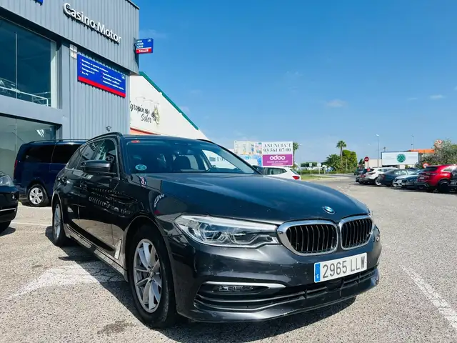 BMW 523 523i