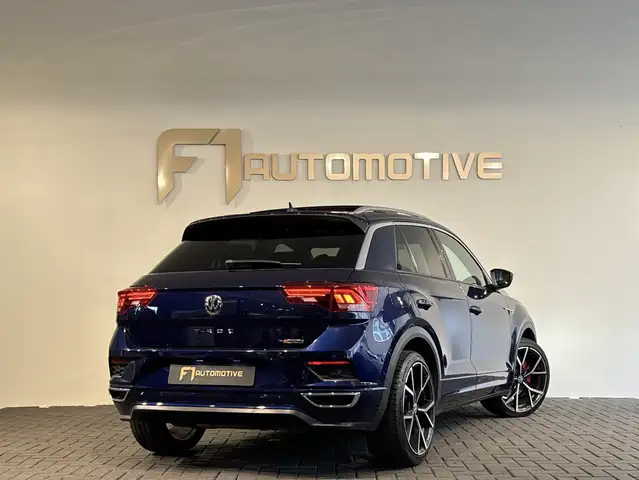 Volkswagen T-Roc view 6