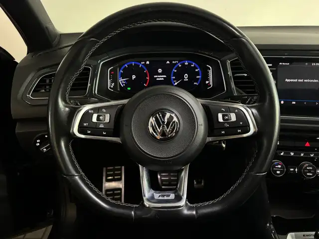 Volkswagen T-Roc view 11