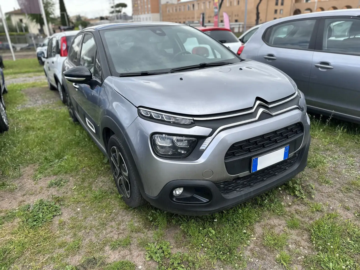 Citroen C3 PureTech 83 S&S Shine Grigio - 2