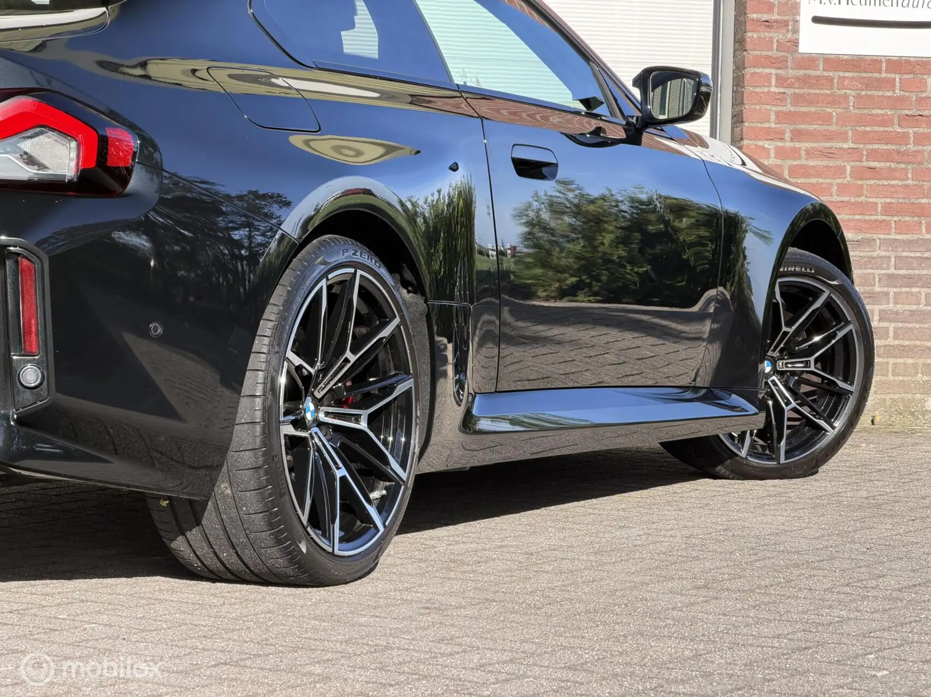 BMW M2 2024 검정 사진 8