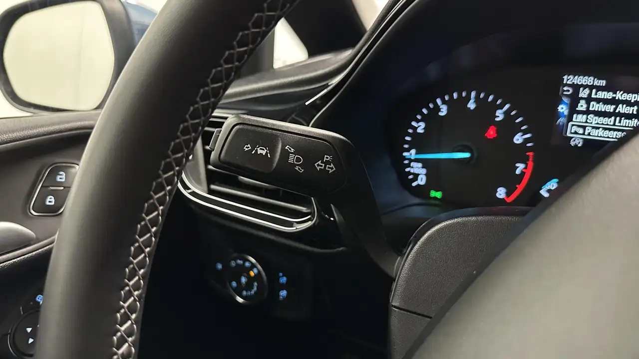 Ford Fiesta 1.0 EcoBoost Hybrid Titanium NAVI CRUISE CARPLAY., миниатюра 25