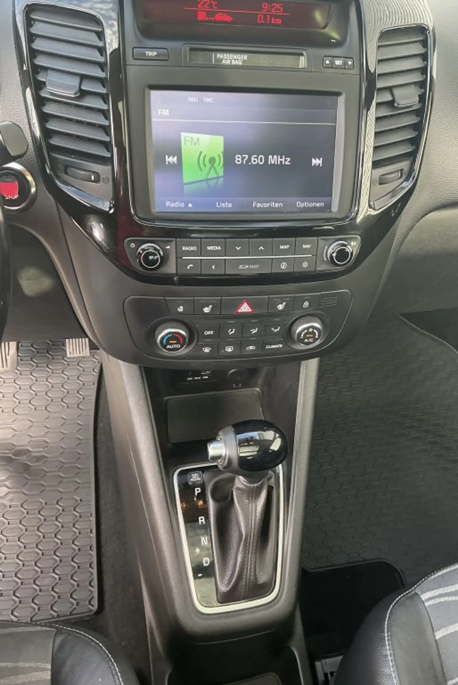 Kia Venga 1.6 CVVT Automatik Platinum Edition/ AHK — photo 13