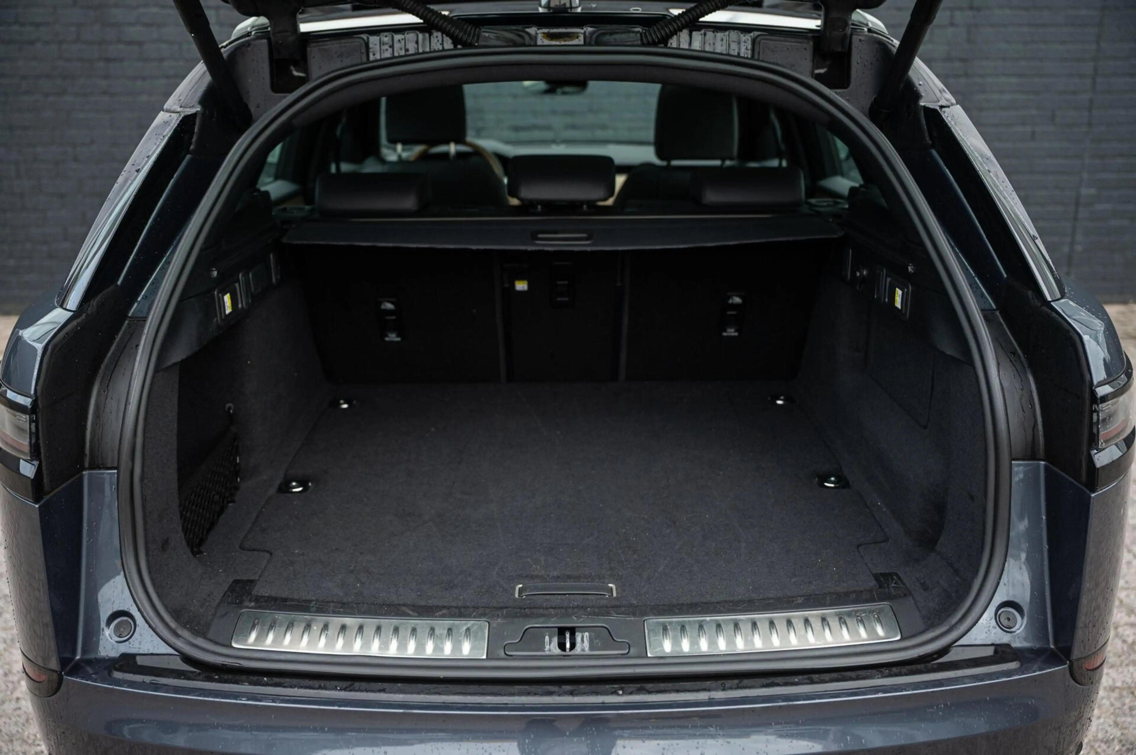 Land Rover Range Rover Velar 2.0 P400e AWD Dynamic HSE PHEV PANO LEDER MERIDIAN — photo 22