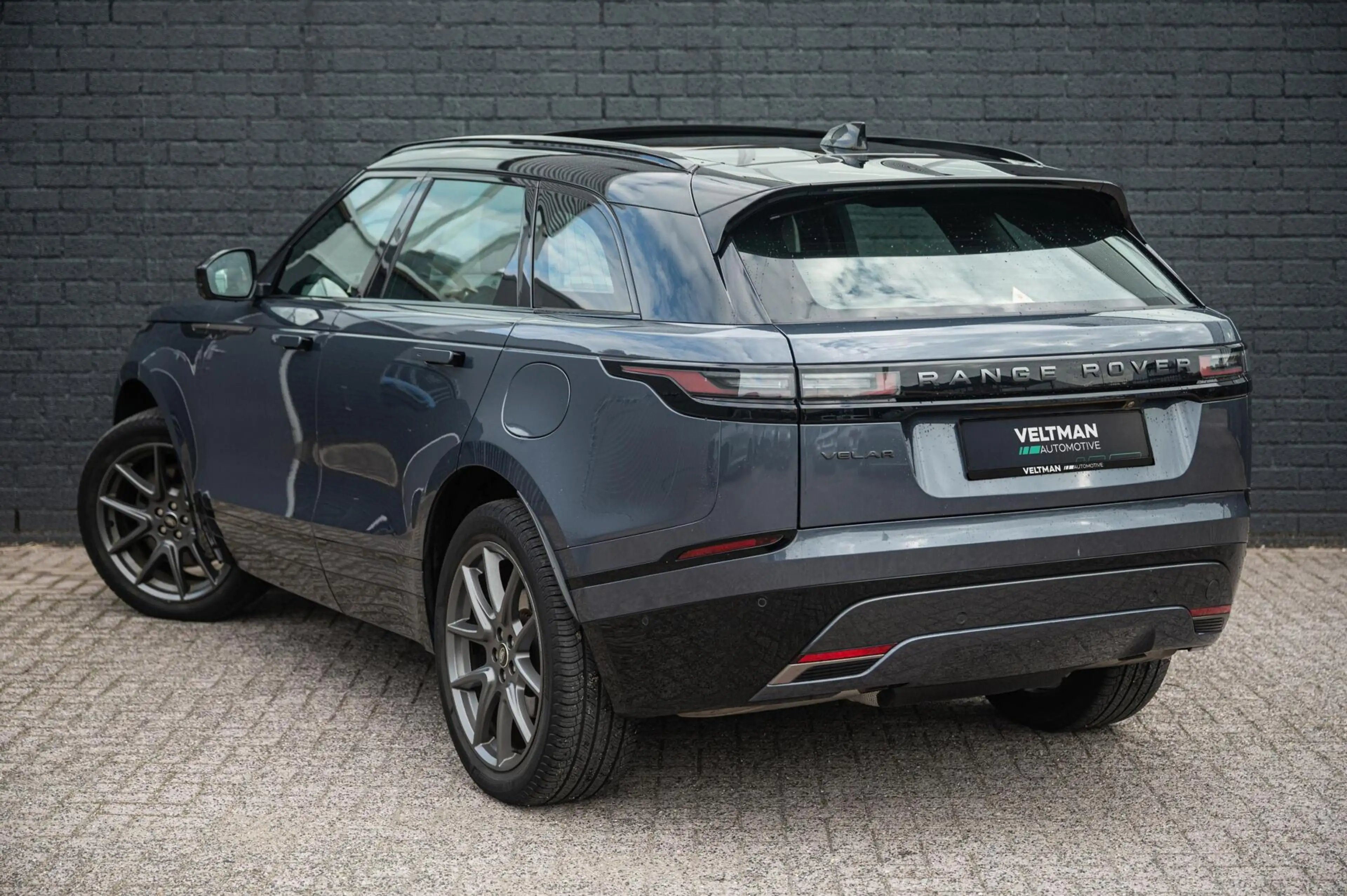 Land Rover Range Rover Velar 2.0 P400e AWD Dynamic HSE PHEV PANO LEDER MERIDIAN — photo 6