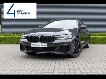 30e xDrive Touring/M-Sport