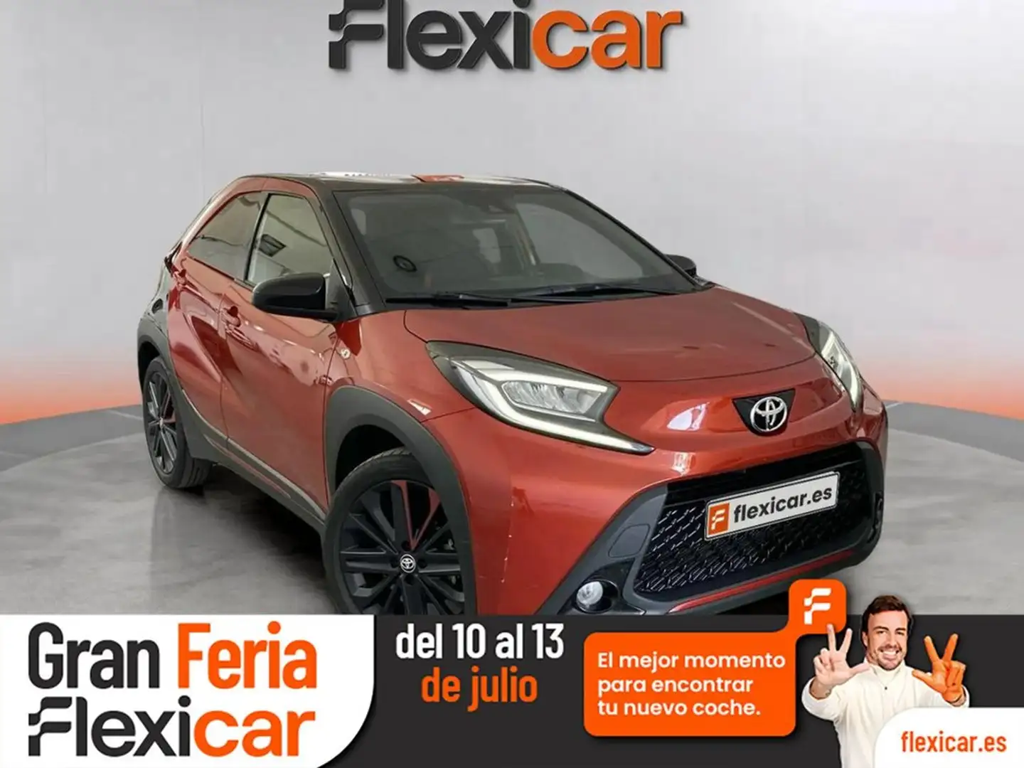 Toyota Aygo 1.0 VVT-I 72CV Undercover CVT Paars - 1