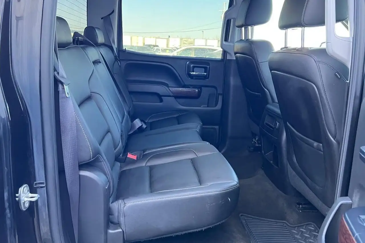 GMC Sierra 1500 снимка GMC Sierra 1500