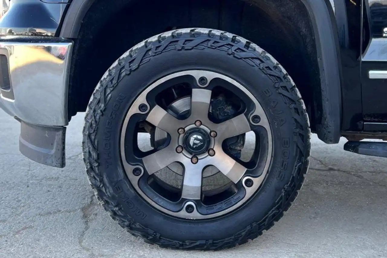 GMC Sierra 1500 снимка GMC Sierra 1500