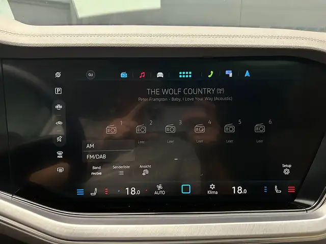 Volkswagen Touareg view 28