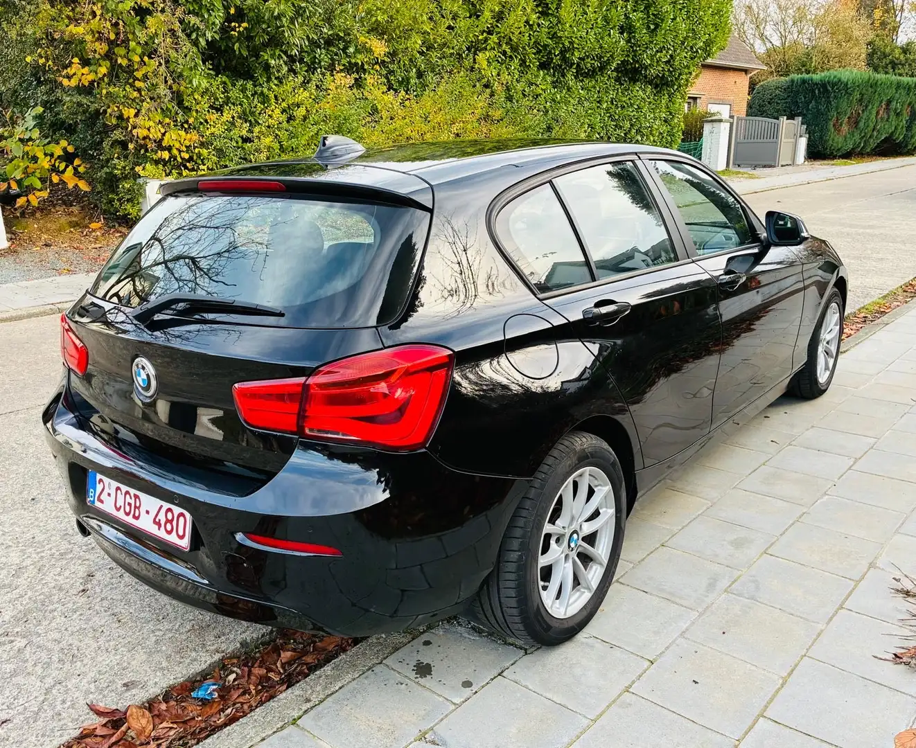 BMW 116 116i Zwart - 2
