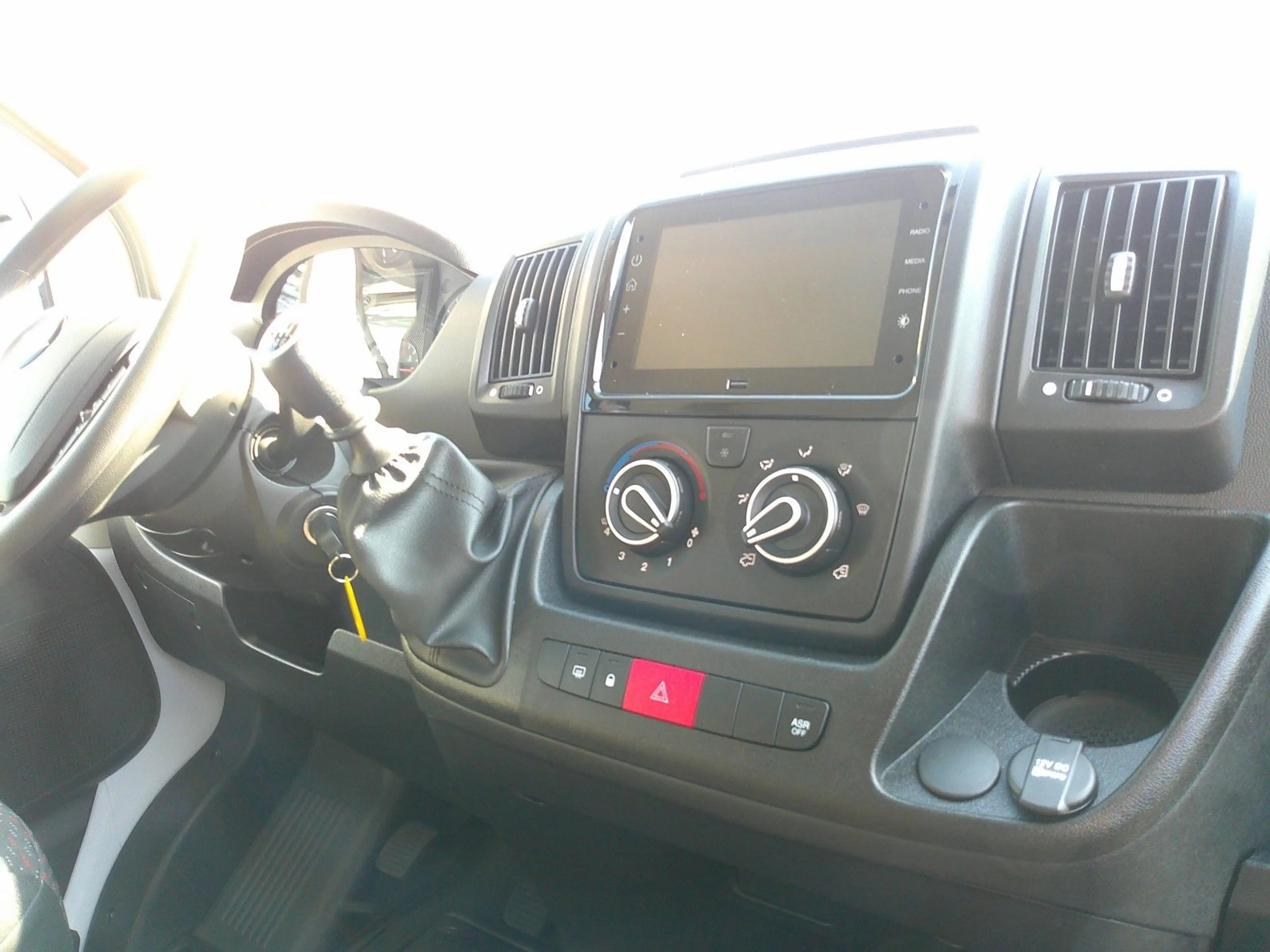 Opel Movano C Kasten HKb L4H2 3,5t — photo 11