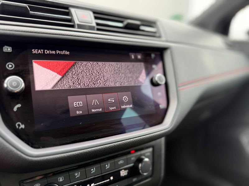 SEAT Ibiza 1.0 TSI FR Business Intense | Navigatie | Climate — photo 10