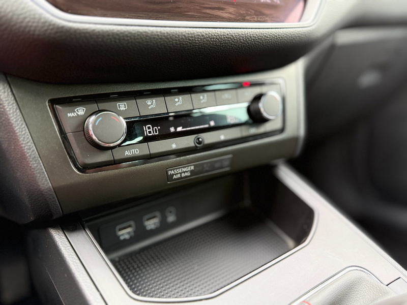 SEAT Ibiza 1.0 TSI FR Business Intense | Navigatie | Climate — photo 11