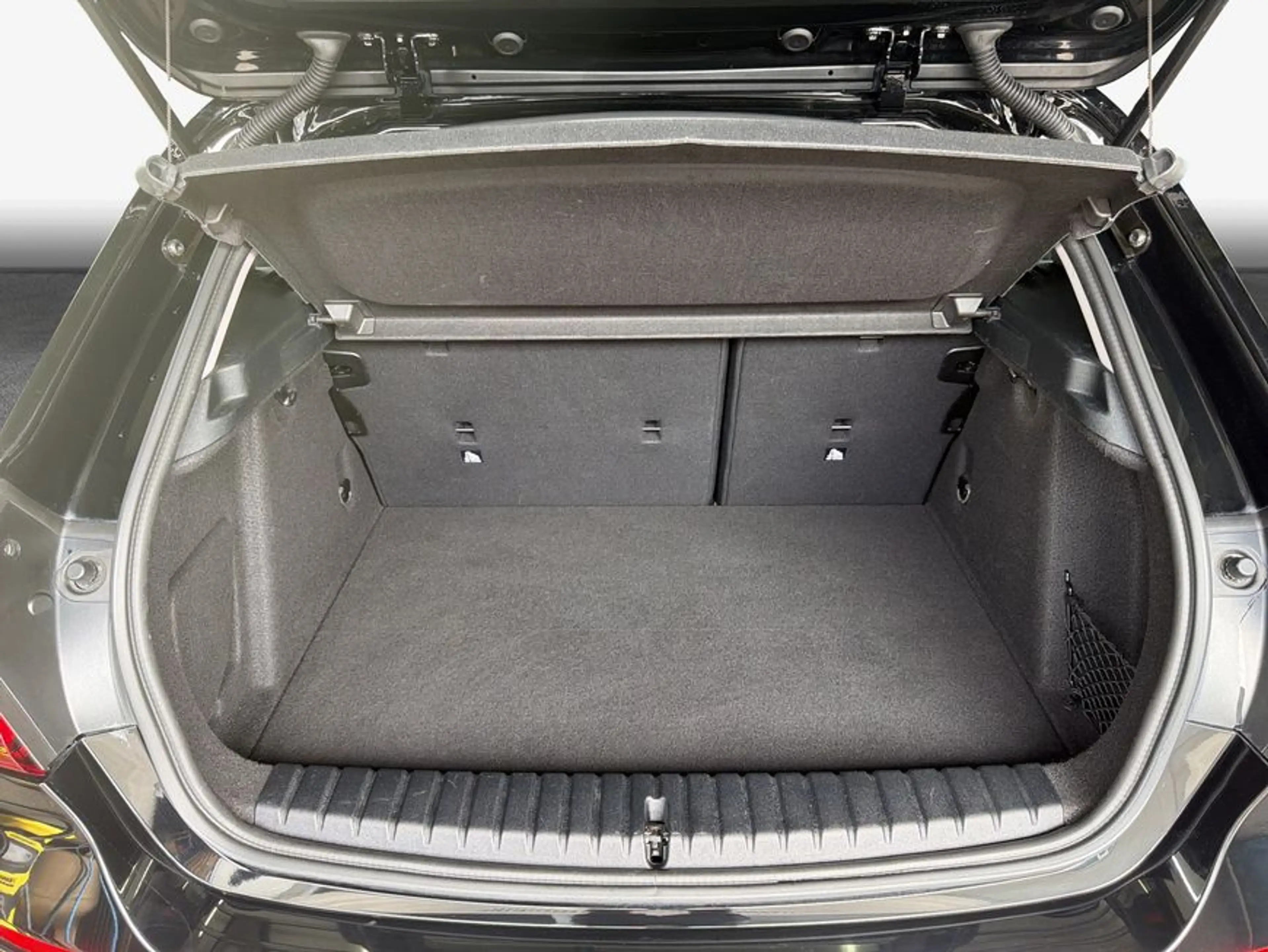 BMW 120 i Aut. Advantage LED HeadUp SHZ PDC — photo 9