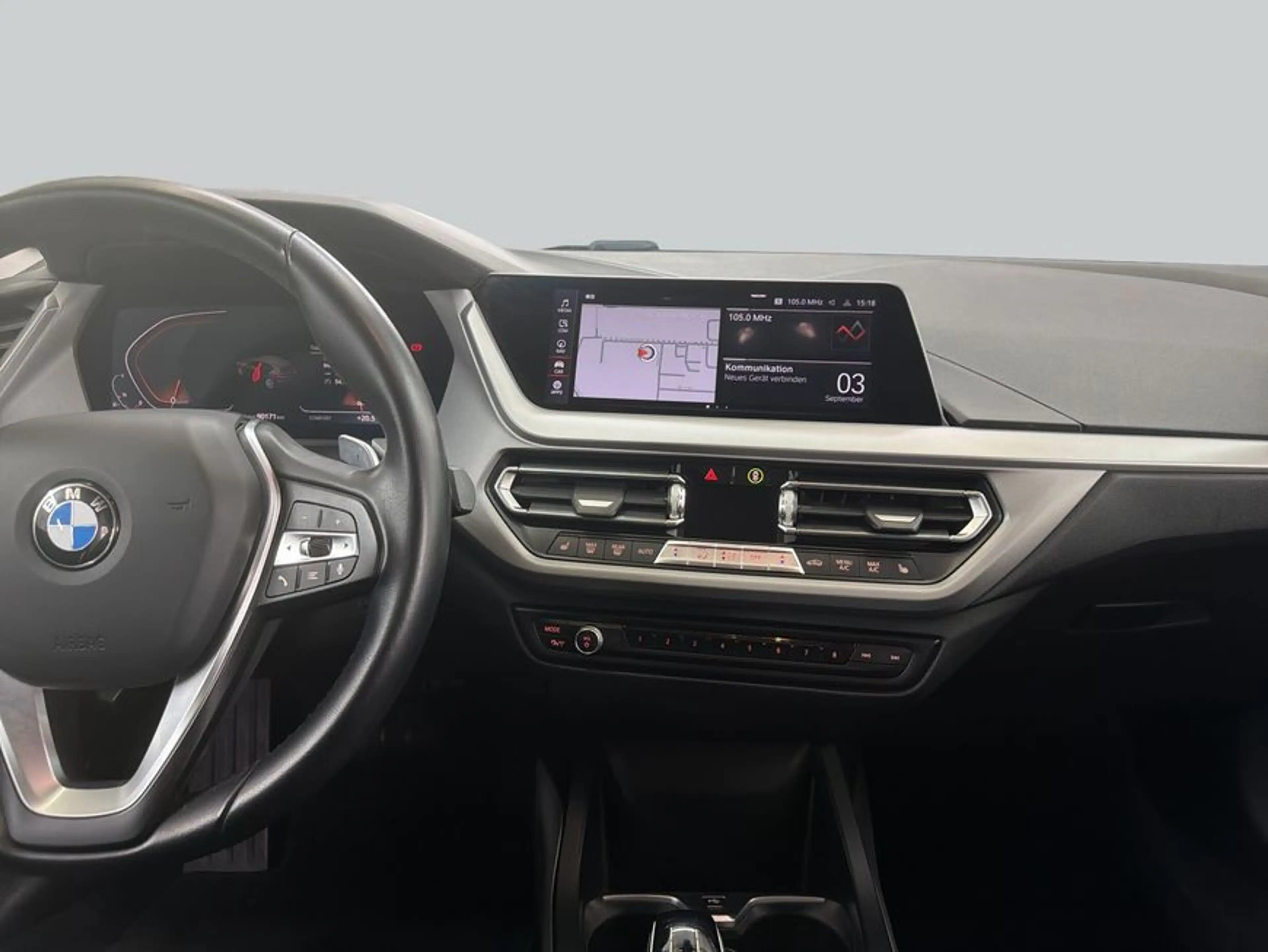BMW 120 i Aut. Advantage LED HeadUp SHZ PDC — photo 15