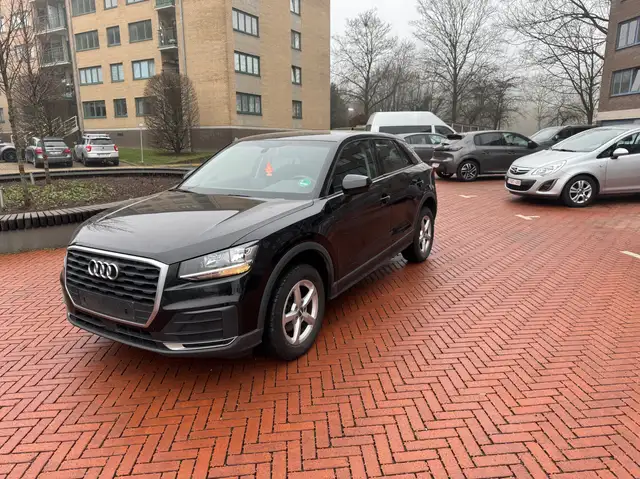 Audi Q2 Q2 35 TFSI Business Edition Design  (EU6d-T.)
