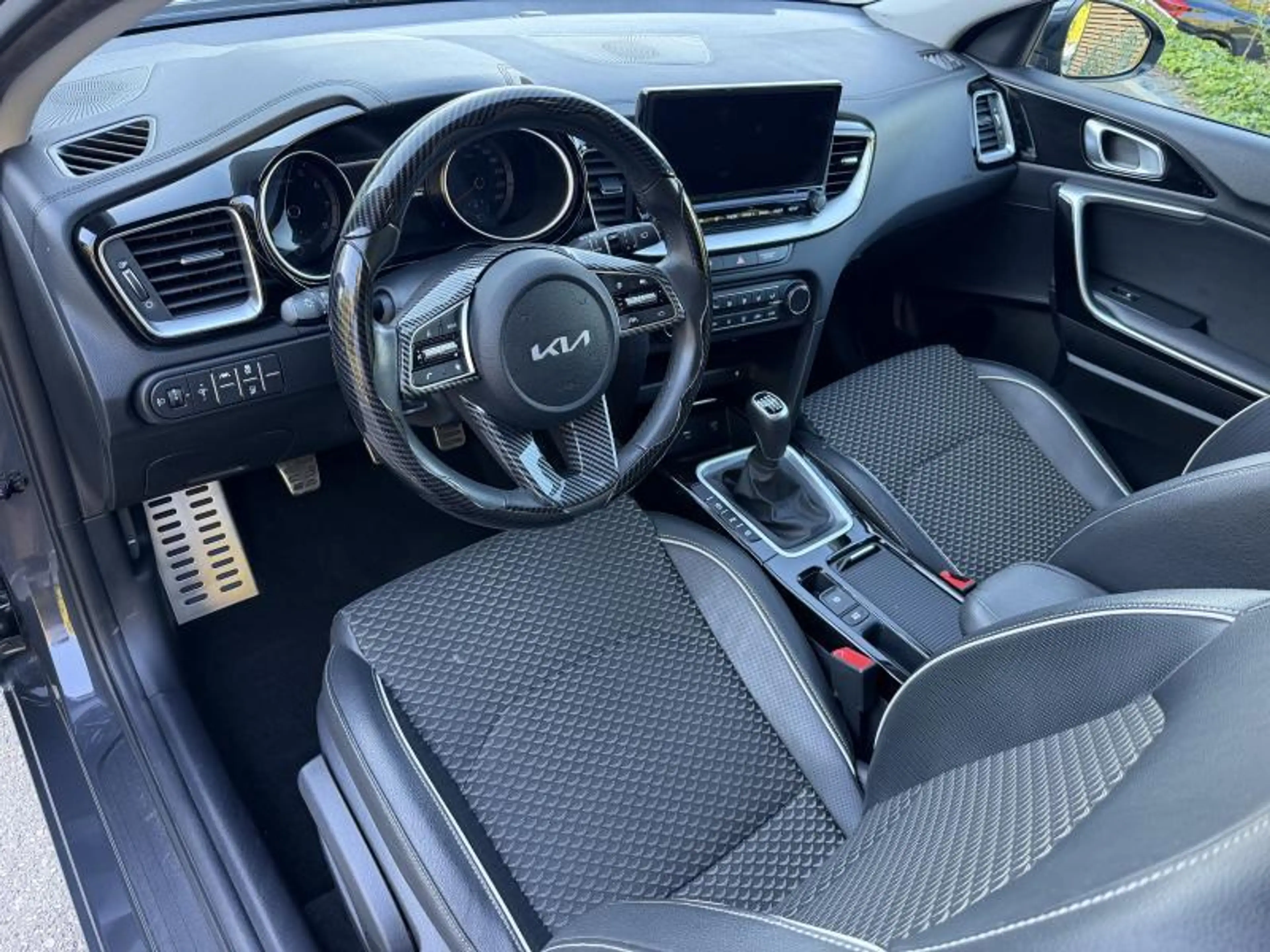 Kia Ceed / cee'd 1.0 Break — photo 12