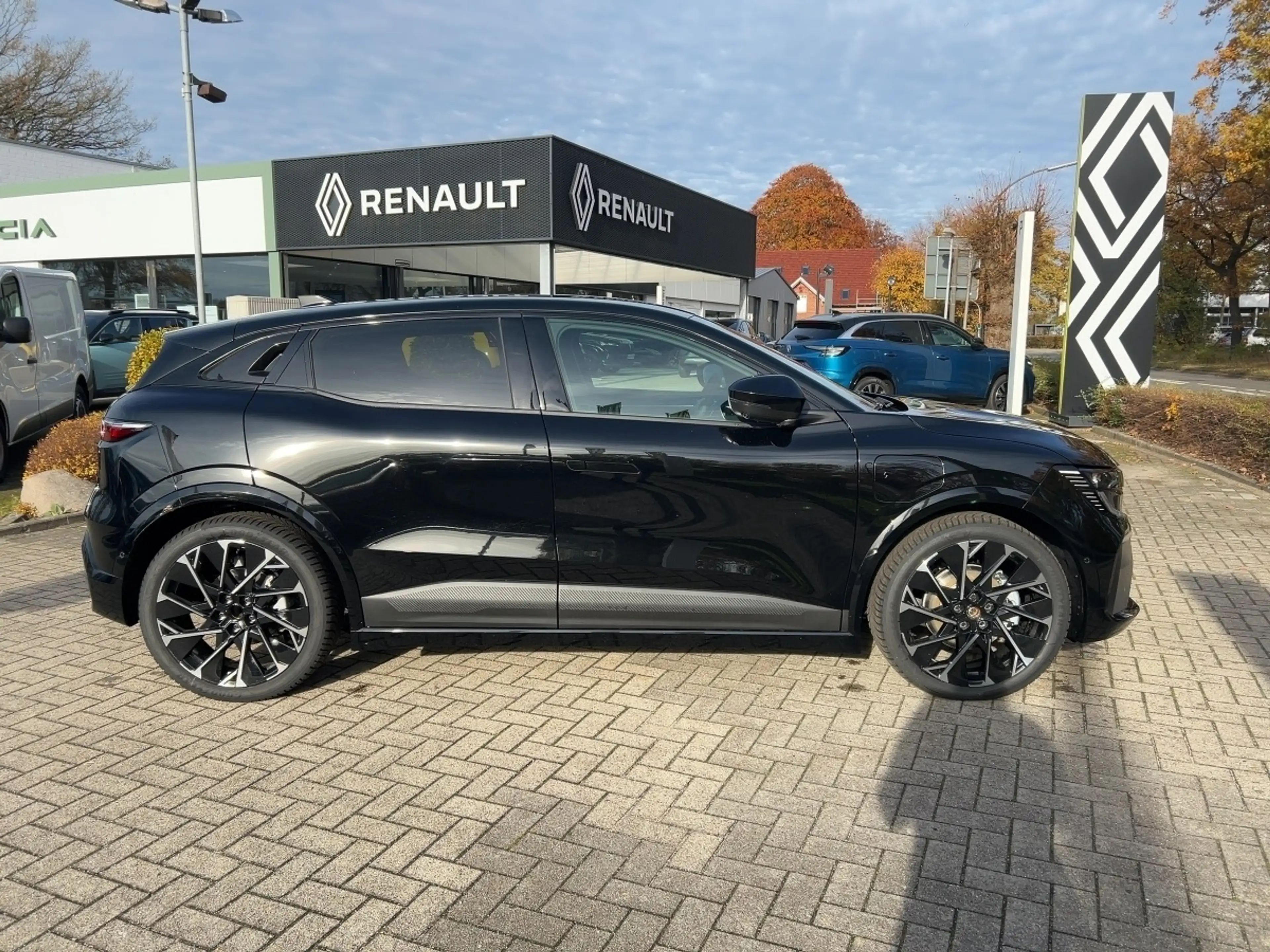 Renault Megane E-Tech 100% Esprit Alpine 220 Comfort Range — photo 5