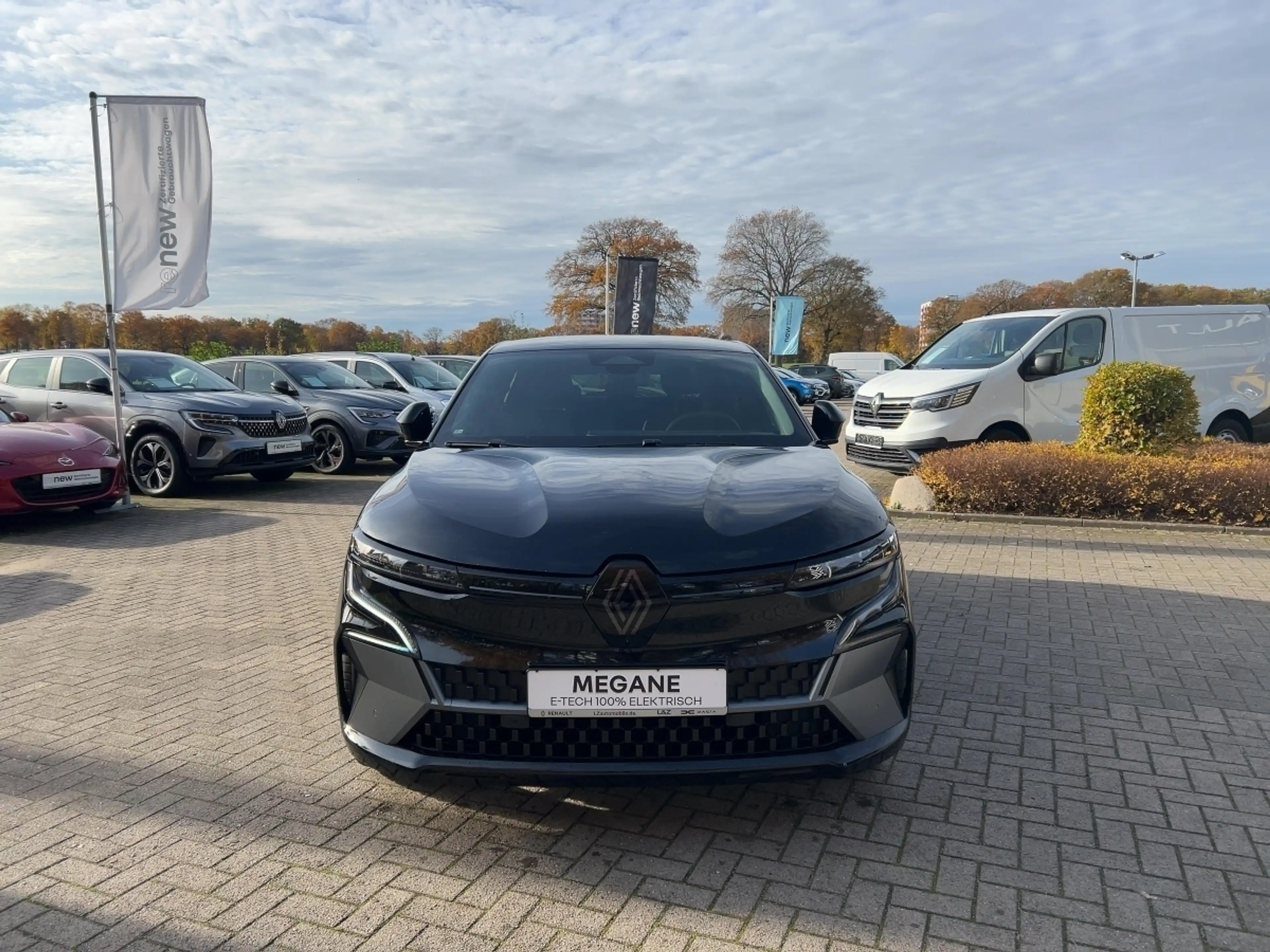 Renault Megane E-Tech 100% Esprit Alpine 220 Comfort Range — photo 6