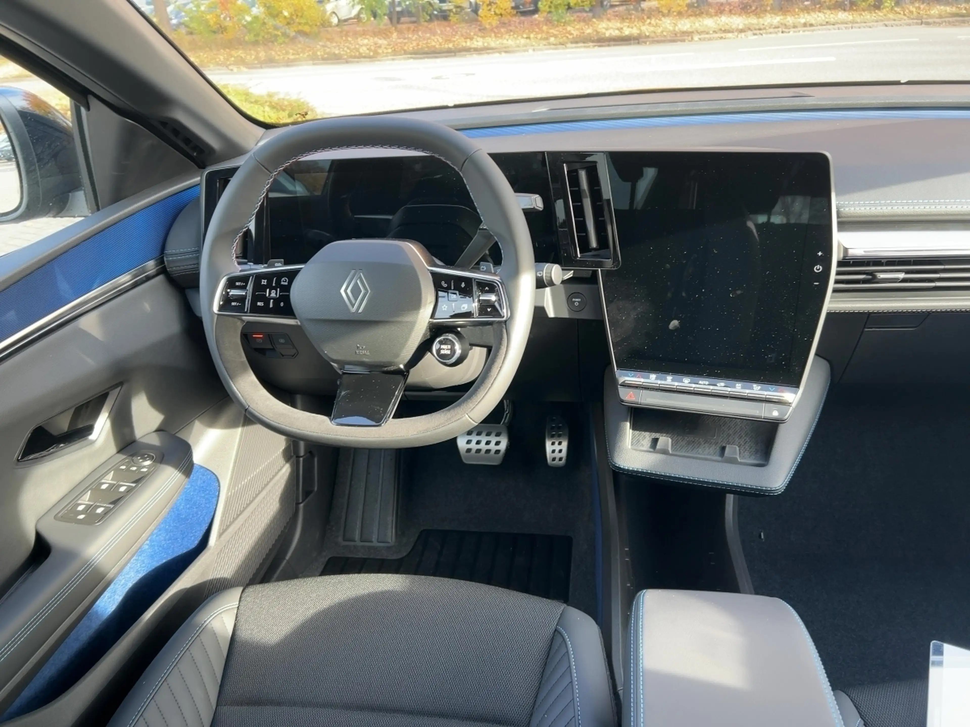 Renault Megane E-Tech 100% Esprit Alpine 220 Comfort Range — photo 7