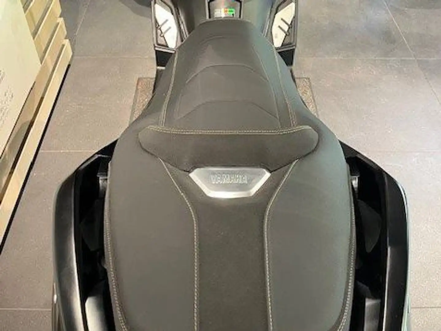 Yamaha X-Max 300 TECH MAX Noir - 2