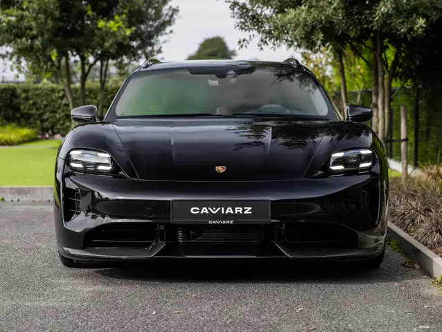 Porsche Taycan view 4